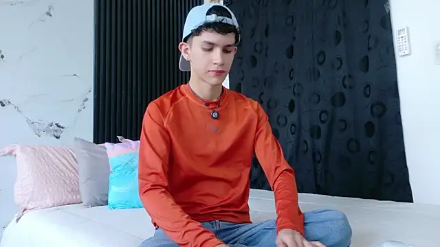 Noah tyler  online show from 21, 3, 2026