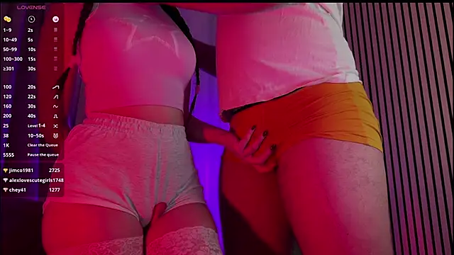 Snapshot of BubbleDoll chatting on 25, 12, 2024 BubbleDoll online show from 25, 12, 2024