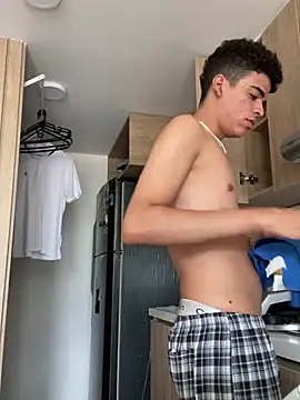 Leo bunny hot online show from 24, 12, 2024