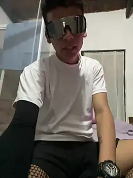 Leo bunny hot online show from 10, 1, 2025