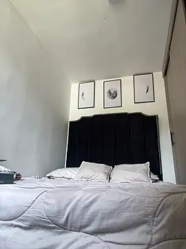 Leo bunny hot online show from 27, 1, 2025