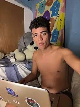 Leo bunny hot online show from 22, 3, 2025