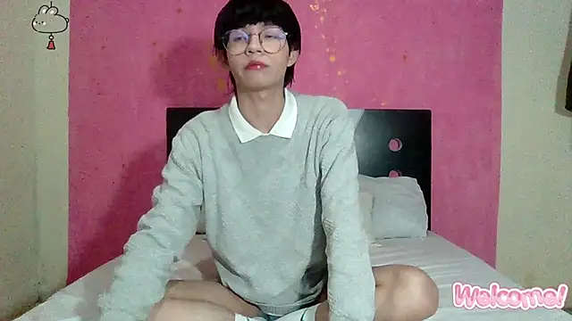 Snapshot of seung_vinblue chatting on 7, 1, 2025 seung vinblue online show from 7, 1, 2025