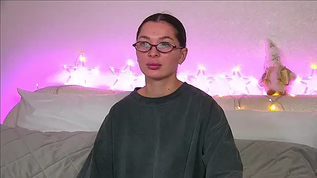 AlexandraBloom online show from 17, 12, 2024