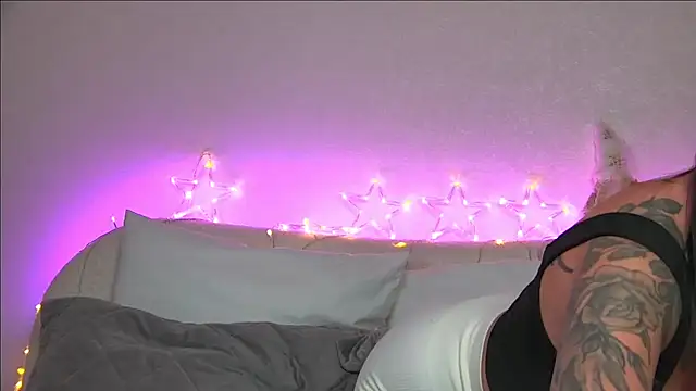 AlexandraBloom online show from 18, 12, 2024