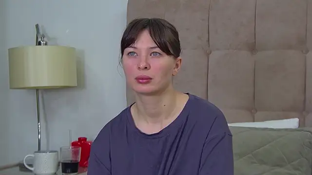 AlexandraBloom online show from 9, 3, 2026