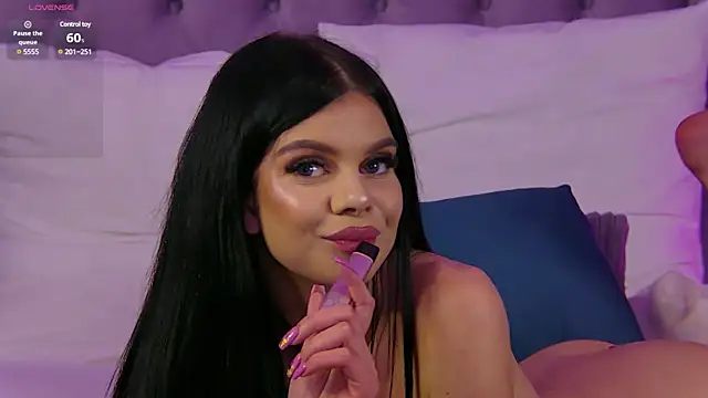 IvyRaven online show from 5, 2, 2025