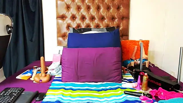 Hotxbums22 online show from 19, 3, 2026