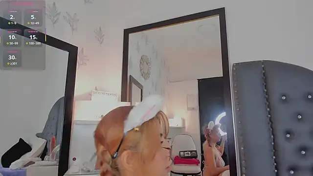 Snapshot of Miranda_Foxx chatting on 3, 10, 2025 Miranda Foxx online show from 3, 10, 2025