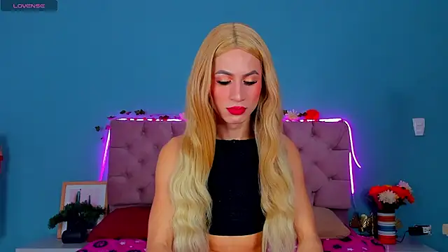 Snapshot of Ladanny_ chatting on 21, 12, 2024 Ladanny online show from 21, 12, 2024