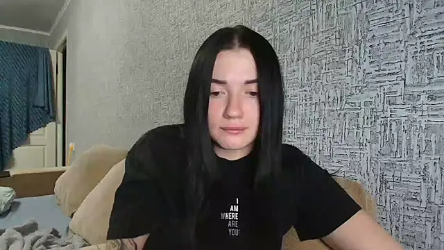 Liana diva online show from 10, 2, 2026