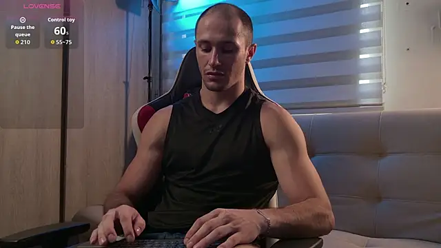 AxelFairchaild online show from 30, 4, 2026