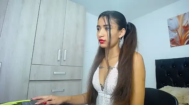 Snapshot of conni_f00x chatting on 4, 1, 2025 conni f00x online show from 4, 1, 2025