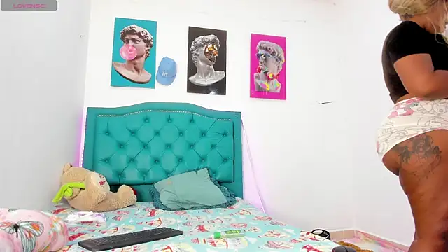 Lilybaudinx96 online show from 11, 2, 2026