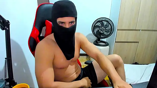 Calihotcaliente277 online show from 6, 12, 2024