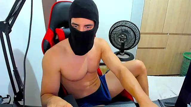 Calihotcaliente277 online show from 10, 12, 2024