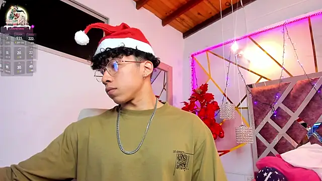 AkazaBoy  online show from 24, 12, 2024