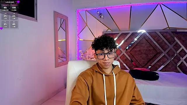 AkazaBoy  online show from 15, 1, 2025