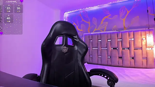 AkazaBoy  online show from 14, 3, 2025