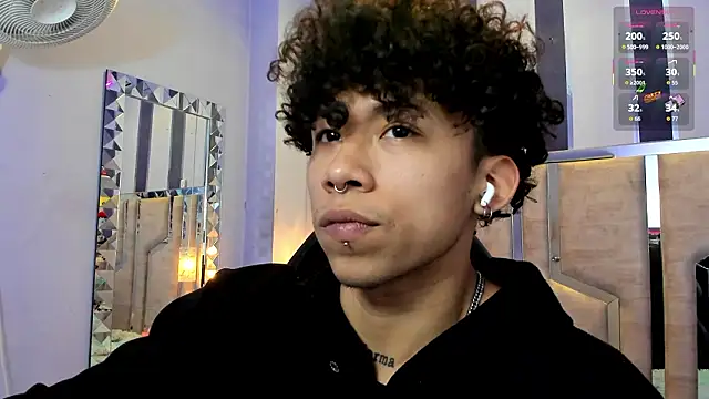 Snapshot of AkazaBoy_ chatting on 27, 3, 2026 AkazaBoy online show from 27, 3, 2026