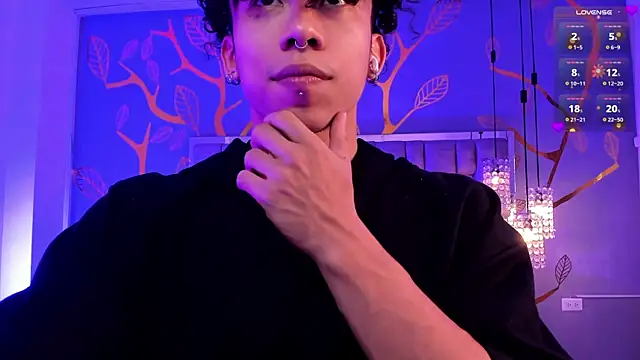 Snapshot of AkazaBoy_ chatting on 8, 4, 2026 AkazaBoy online show from 8, 4, 2026