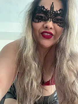 Snapshot of famous_indian_girl chatting on 2, 3, 2025 famous indian girl online show from 2, 3, 2025