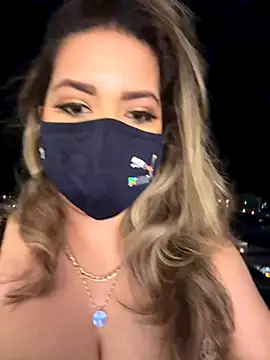 famous indian girl online show from 17, 9, 2025