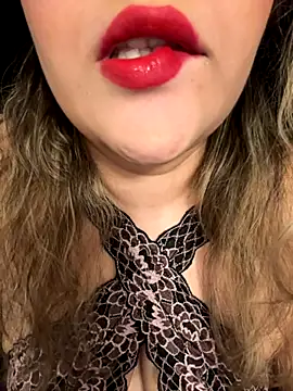 famous indian girl online show from 19, 9, 2025