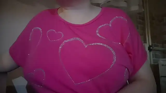 AalinnaK online show from 4, 12, 2025