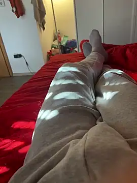 daubine46 online show from 17, 3, 2026