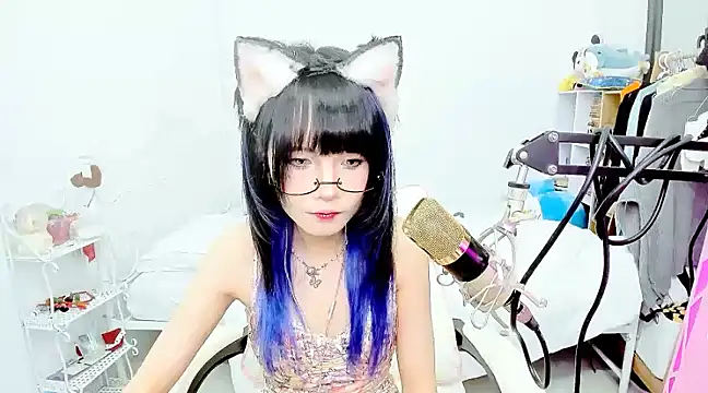 Snapshot of RassieRaph chatting on 3, 12, 2024 RassieRaph online show from 3, 12, 2024