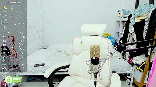 Snapshot of RassieRaph chatting on 26, 2, 2025 RassieRaph online show from 26, 2, 2025