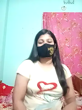Snapshot of Sumi-roy chatting on 3, 10, 2025 Sumi-roy online show from 3, 10, 2025