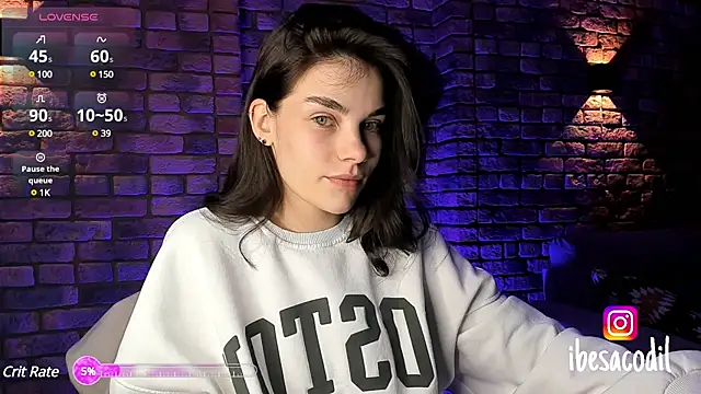 Snapshot of adriana_allien chatting on 14, 2, 2025 adriana allien online show from 14, 2, 2025