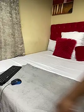 BeautyAuroa online show from 4, 3, 2025