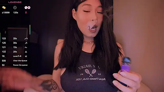 Snapshot of kimmy_chi_ chatting on 26, 11, 2025 kimmy chi online show from 26, 11, 2025