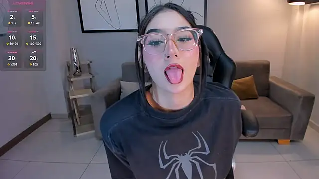 MaddisonLowe online show from 10, 1, 2025