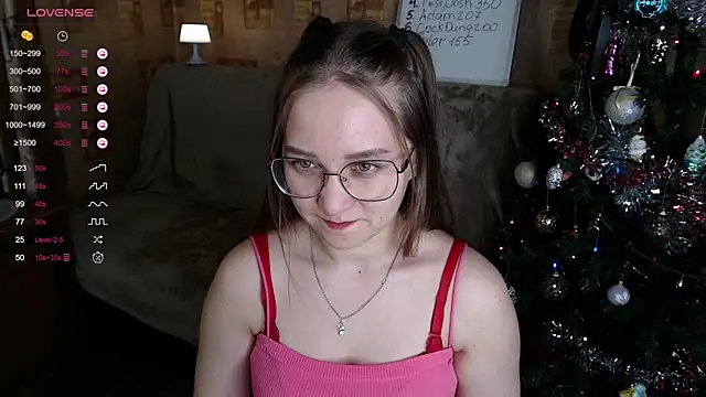 Snapshot of Miatiny chatting on 30, 12, 2024 Miatiny online show from 30, 12, 2024