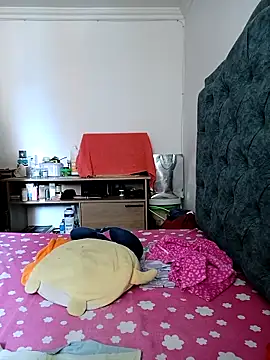 KimPielCanela online show from 21, 3, 2025