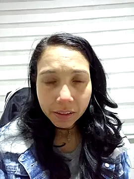 KimPielCanela online show from 29, 9, 2025