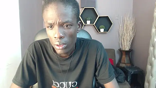 Snapshot of chombo_ath chatting on 9, 1, 2025 chombo ath online show from 9, 1, 2025