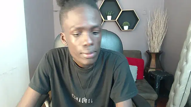 Snapshot of chombo_ath chatting on 4, 2, 2025 chombo ath online show from 4, 2, 2025