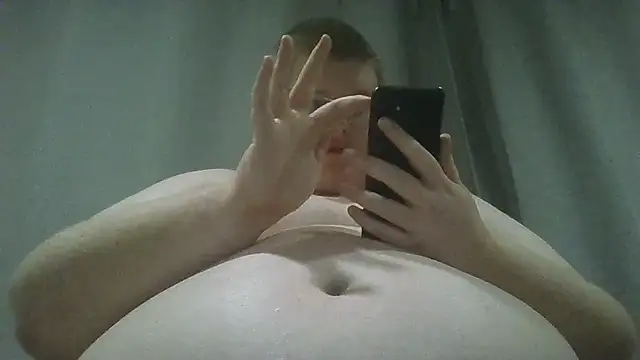 Snapshot of Richard_Moneyshot_23 chatting on 8, 1, 2025 Richard Moneyshot 23 online show from 8, 1, 2025
