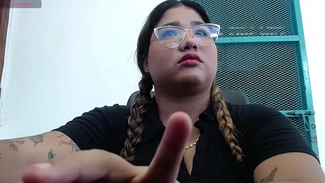 Gabycutee online show from 11, 9, 2025