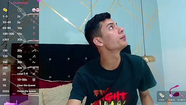 Snapshot of Oliver_king_sex chatting on 22, 2, 2025 Oliver king sex online show from 22, 2, 2025