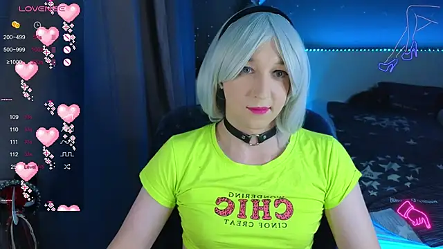 Snapshot of SexyTrixyLove chatting on 5, 2, 2025 SexyTrixyLove online show from 5, 2, 2025