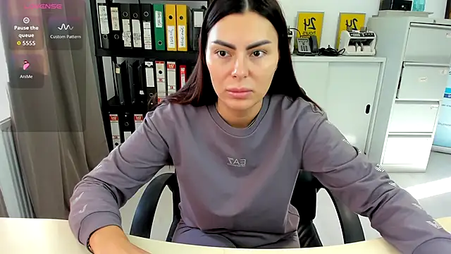 kilenyapatrice online show from 30, 10, 2025