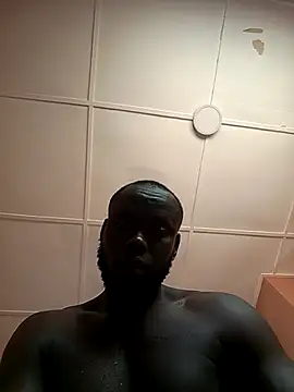 Snapshot of Landlordlandlord12 chatting on 18, 3, 2026 Landlordlandlord12 online show from 18, 3, 2026