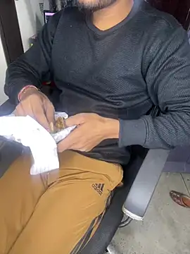 Snapshot of sexyboy09 chatting on 19, 12, 2024 sexyboy09 online show from 19, 12, 2024