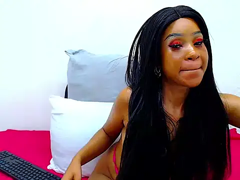 Snapshot of Lee_BlaqX chatting on 18, 11, 2025 Lee BlaqX online show from 18, 11, 2025